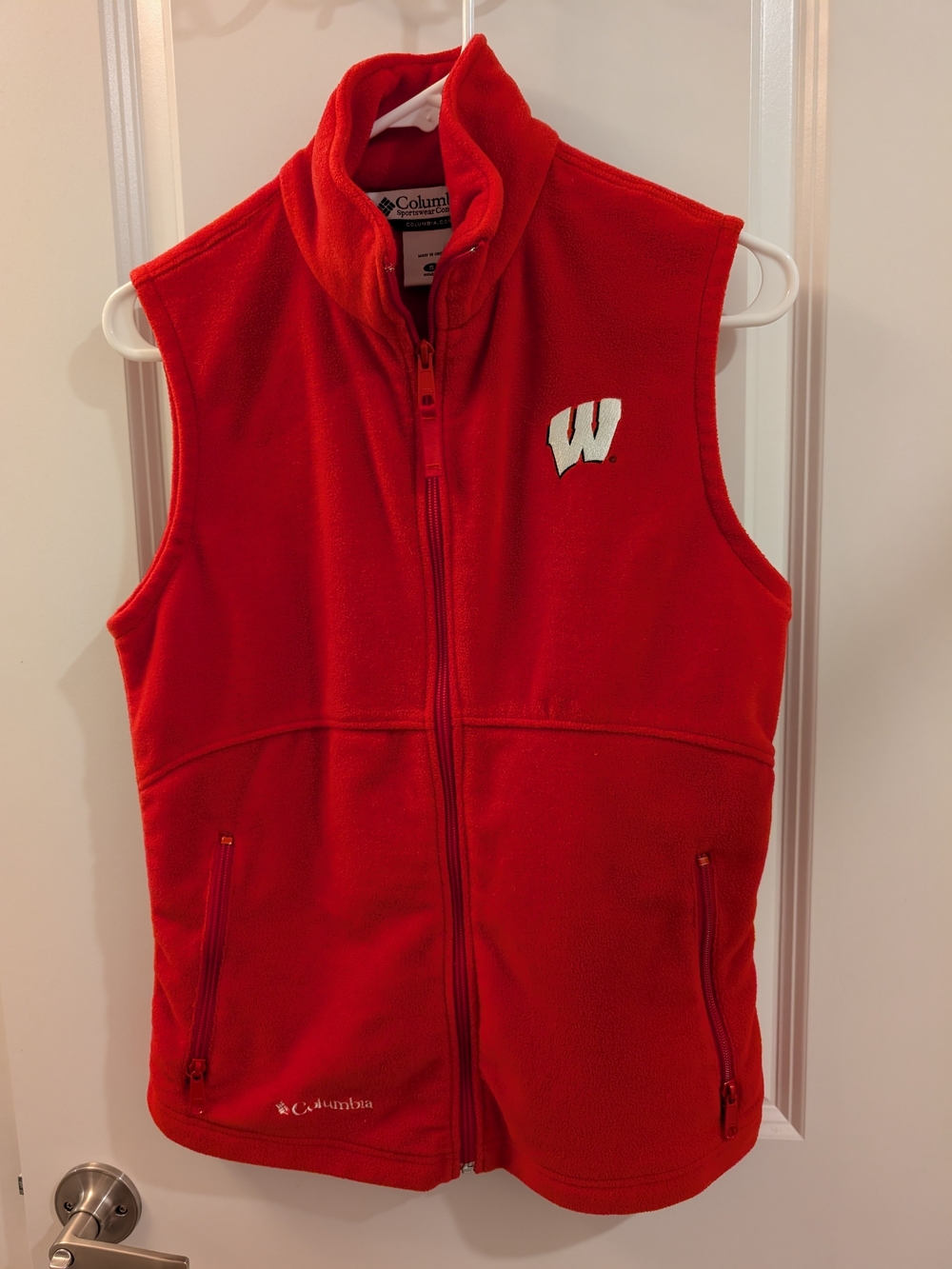 Women's Red Columbia Fleece Wisconsin Badgers Vest